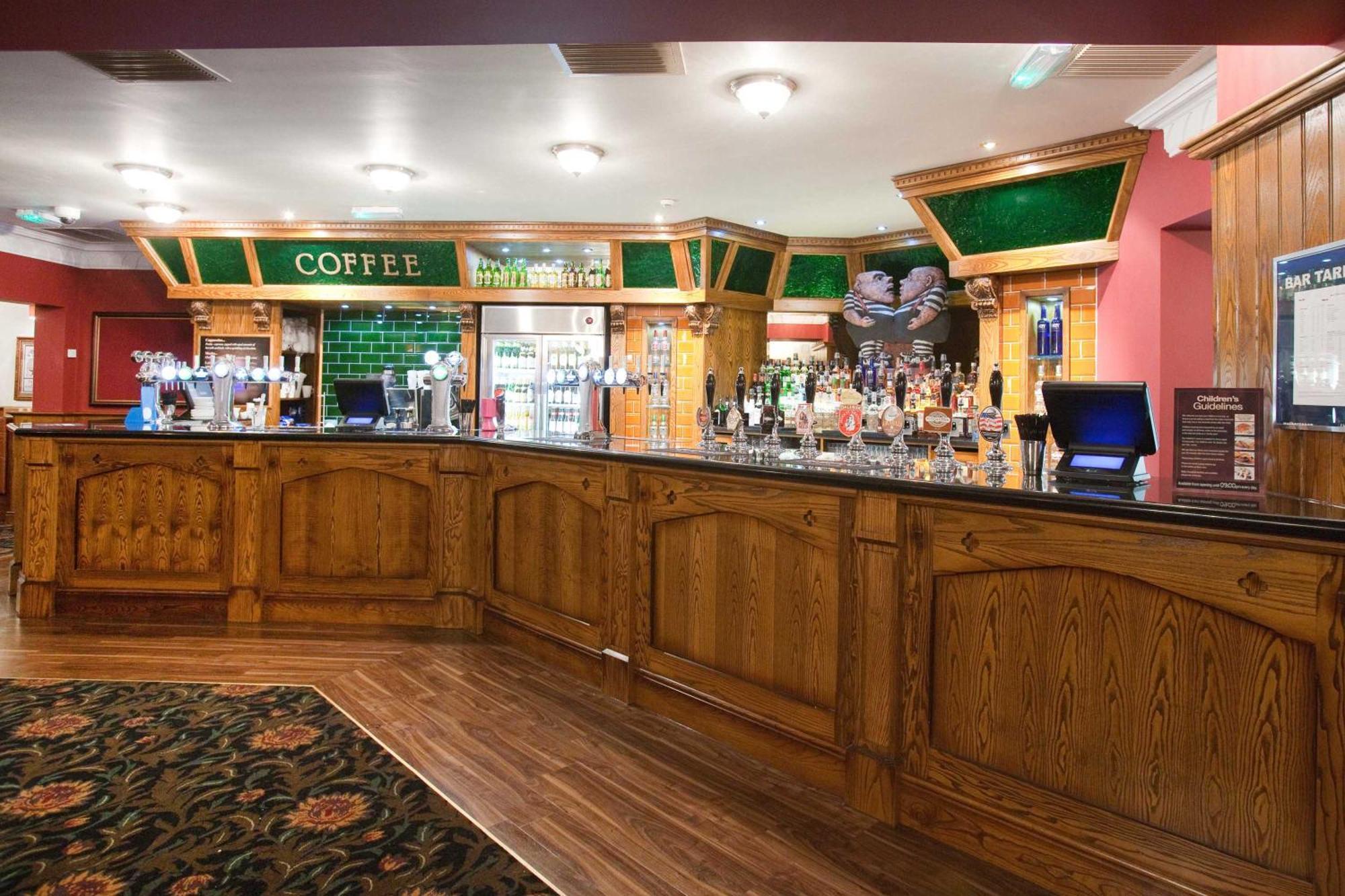 The Unicorn Hotel Wetherspoon Ripon Exterior foto